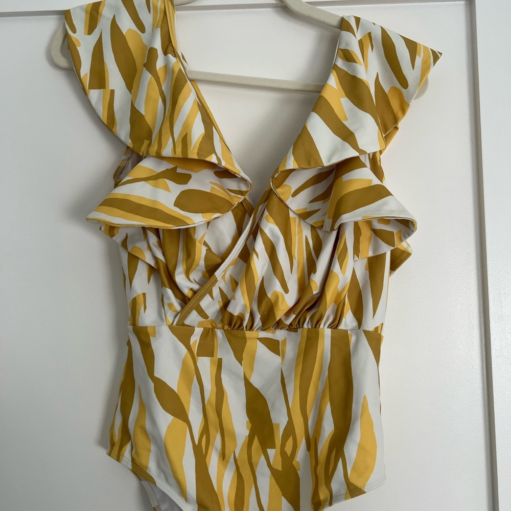 Diarrablu Yellow and White One-Piece Swimsuit
